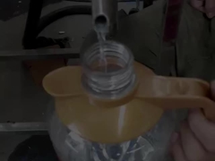 Работающее оборудование для дистилляции из нержавеющей стали видео